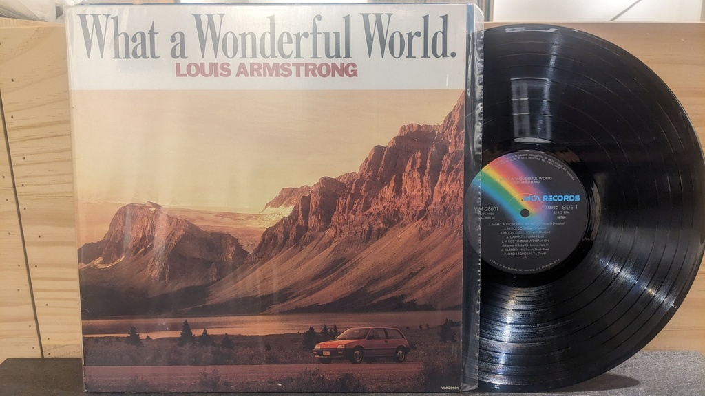 Louis Armstrong – What A Wonderful World